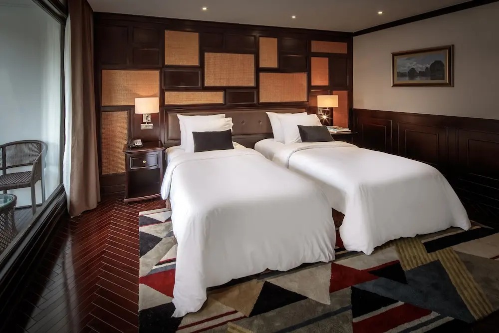 هتل آمباسادور کروز